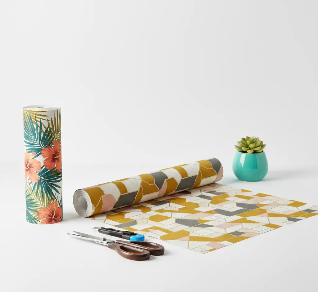 انواع درباره ما در هنرمند استیکر